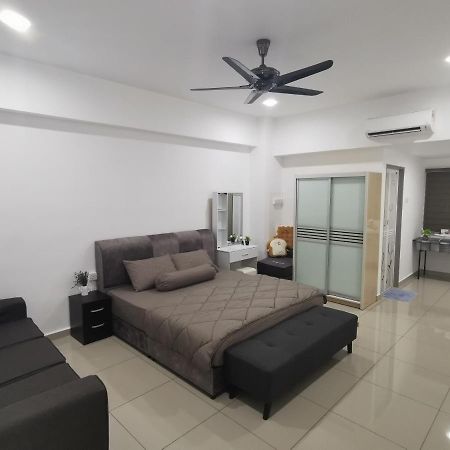 Coco Homestay 旅人の家@The Venus Sitiawan Perak Buitenkant foto