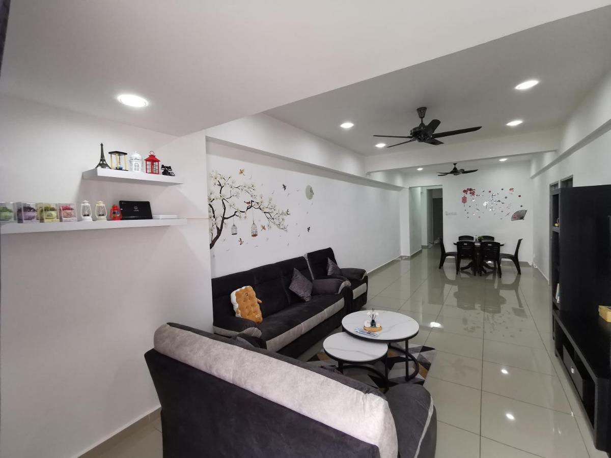 Coco Homestay 旅人の家@The Venus Sitiawan Perak Buitenkant foto
