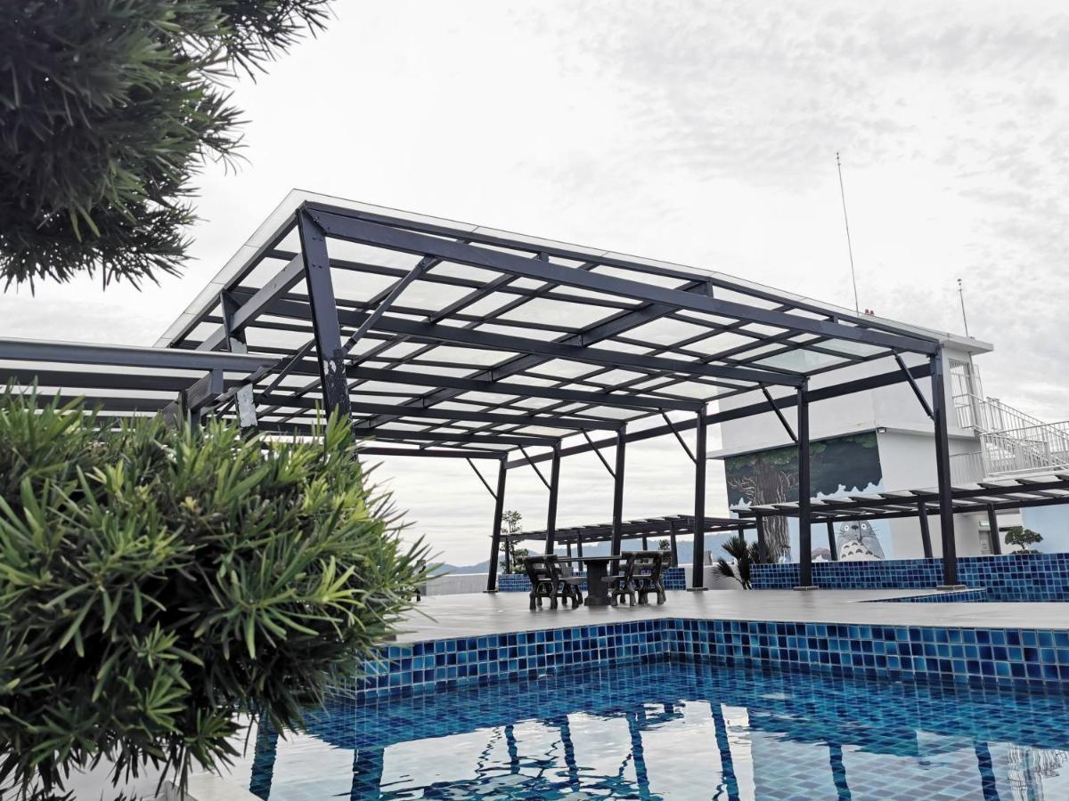 Coco Homestay 旅人の家@The Venus Sitiawan Perak Buitenkant foto