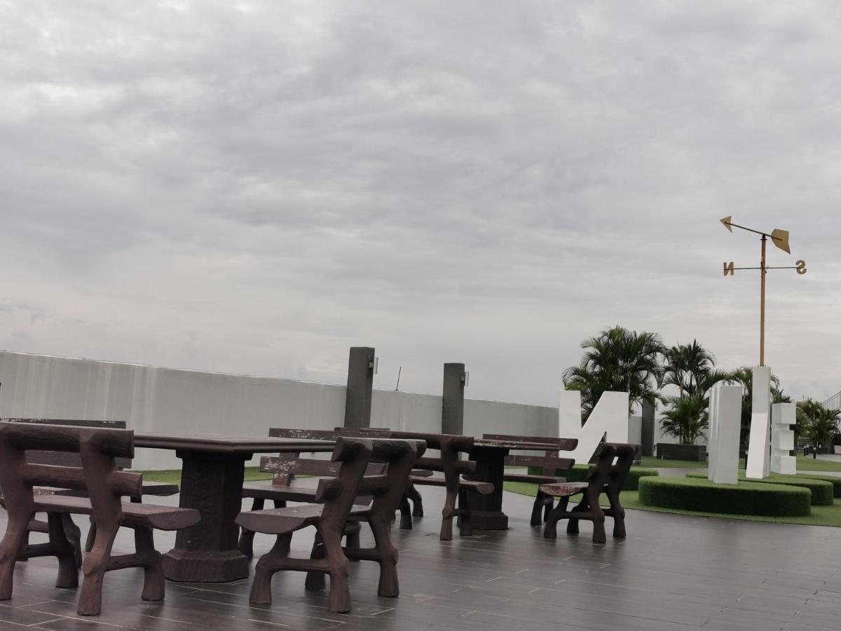 Coco Homestay 旅人の家@The Venus Sitiawan Perak Buitenkant foto